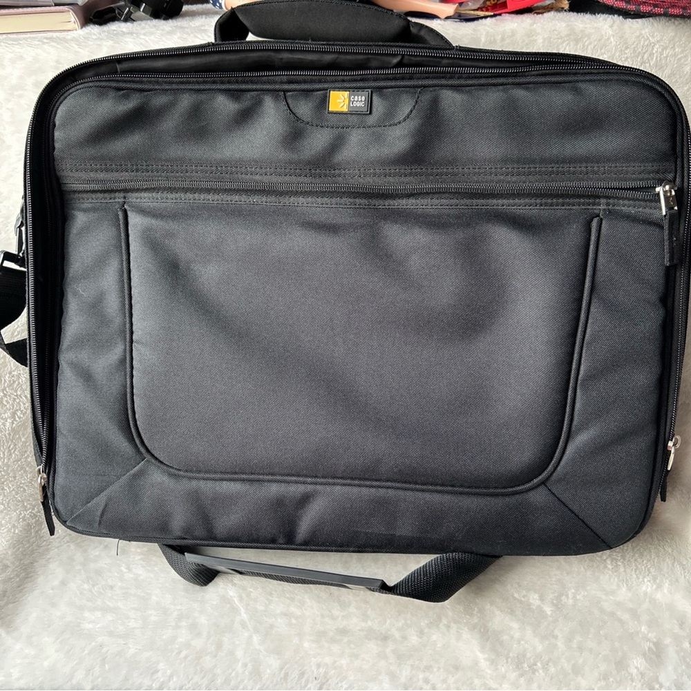 Case Logic Black Laptop Bag